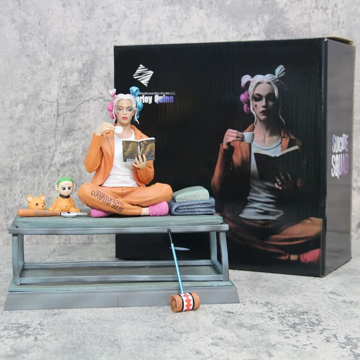 DC seated Harley Quinn Action Figure