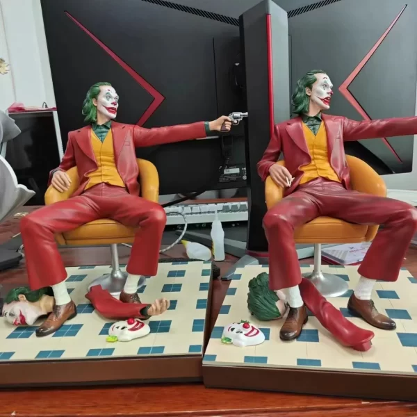 DC classic sitting red Joaquin Joker