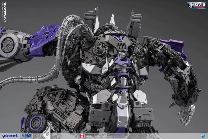 Transformers: "Bumblebee" the Movie - Shockwave Model Kit by Yolopark