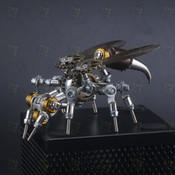 126Pcs 3D Metal DIY Wasp Mechanical Insect Puzzle Model