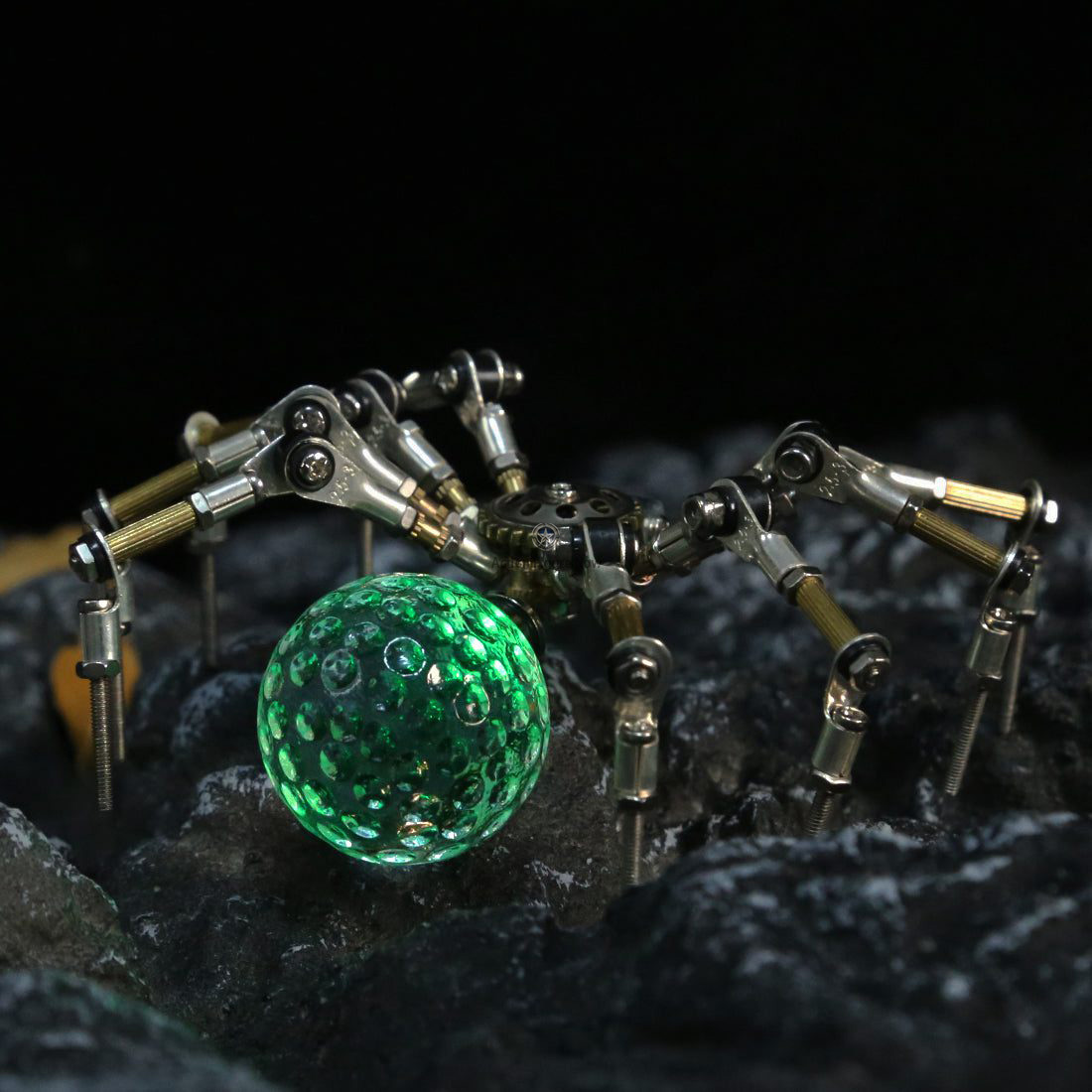 Halloween Light-Up Mini Spider Model DIY Kits: 3D Metal Puzzle Halloween Light-Up Mini Spider Model DIY Kits: 3D Metal Puzzle