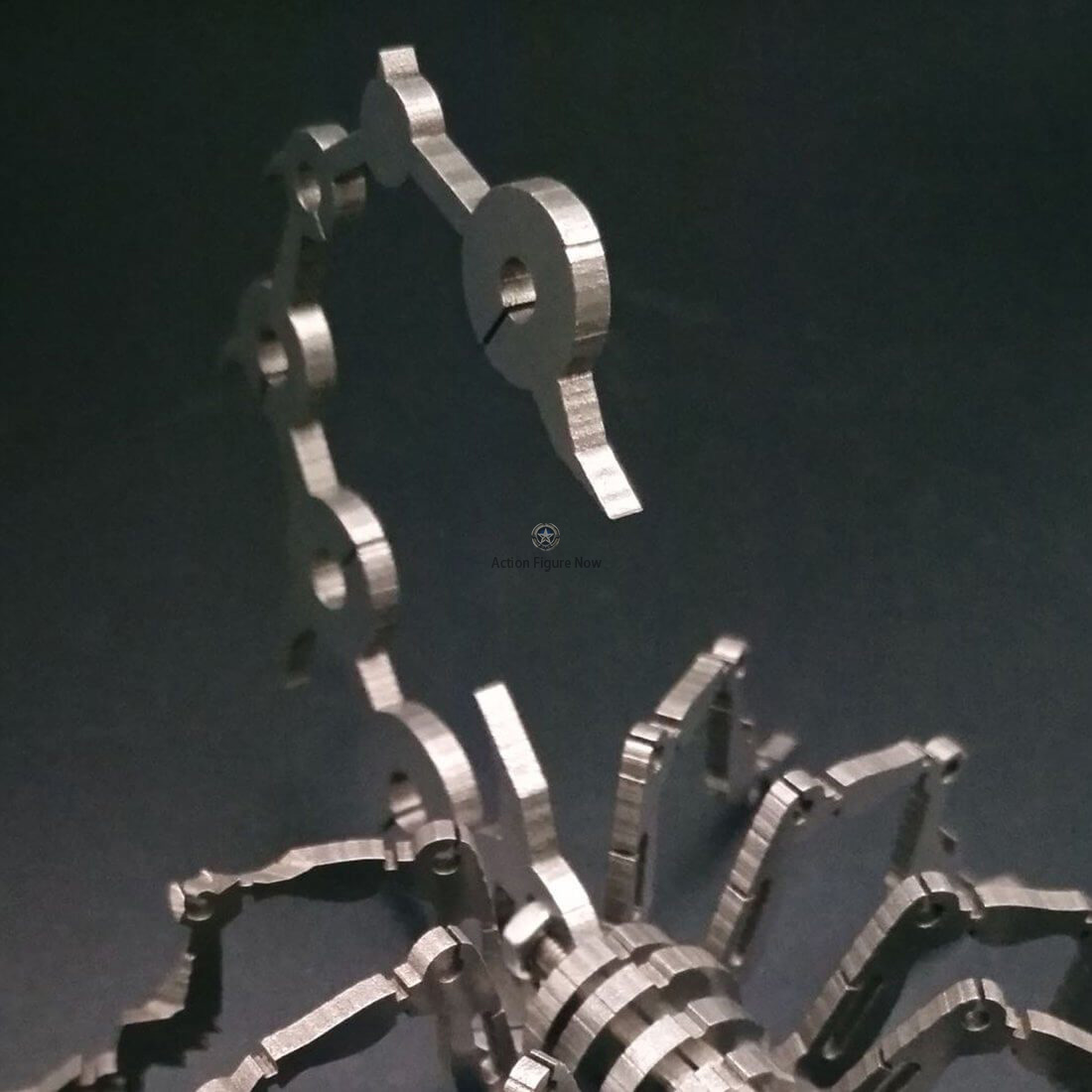 2pcs Scorpions & Spider King Puzzle Model: DIY 3D Stainless Steel Metal Sculpture Kit 2pcs Scorpions & Spider King Puzzle Model: DIY 3D Stainless Steel Metal Sculpture Kit