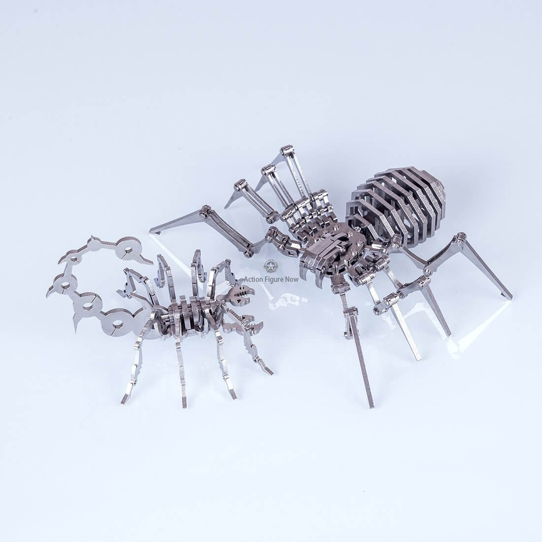 2pcs Scorpions & Spider King Puzzle Model: DIY 3D Stainless Steel Metal Sculpture Kit 2pcs Scorpions & Spider King Puzzle Model: DIY 3D Stainless Steel Metal Sculpture Kit