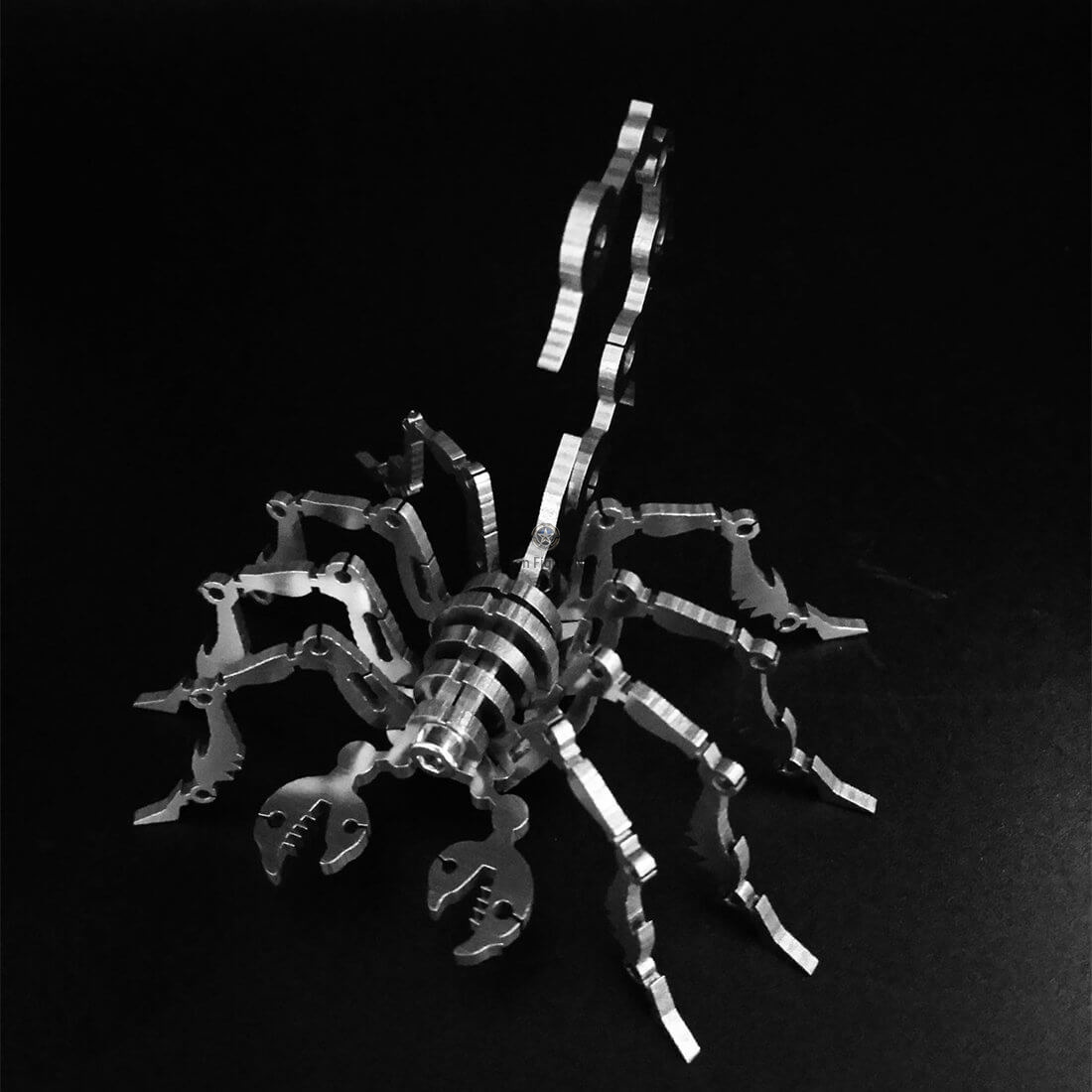 2pcs Scorpions & Spider King Puzzle Model: DIY 3D Stainless Steel Metal Sculpture Kit 2pcs Scorpions & Spider King Puzzle Model: DIY 3D Stainless Steel Metal Sculpture Kit