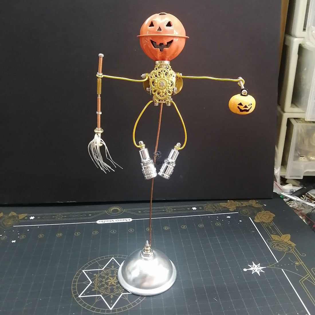 Spooky Halloween Surprise 3D Metal Puzzle Mystery Box