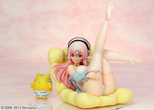 Nitro Super Sonic - Sonico - Voice Collection - 1/7 - Bikini & Sofa ver. (Griffon Enterprises)