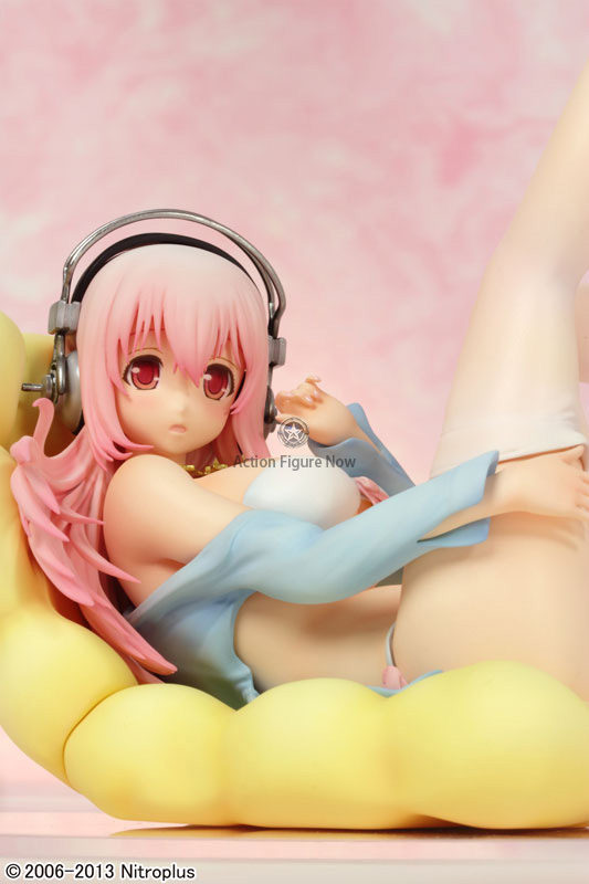 Nitro Super Sonic - Sonico - Voice Collection - 1/7 - Bikini & Sofa ver. (Griffon Enterprises)