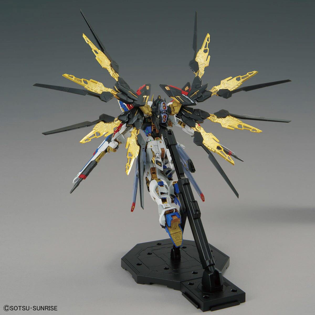 MGEX 1/100 Strike Freedom Gundam Model Kit MGEX 1/100 Strike Freedom Gundam Model Kit