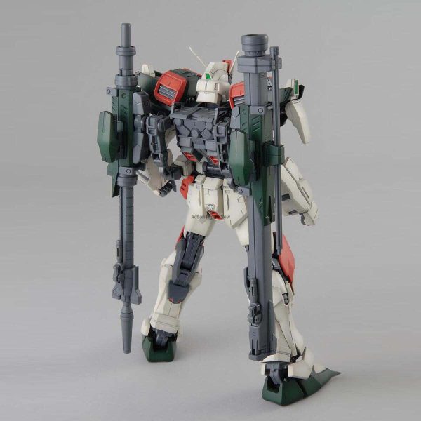 MG 1/100 Buster Gundam Model Kit