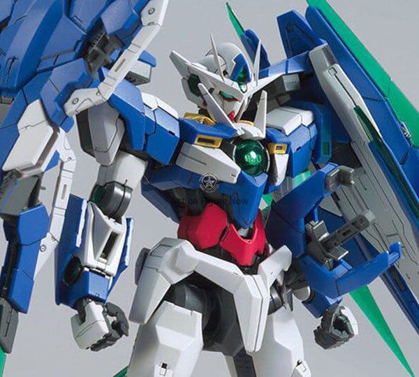 MG 1/100 00 Qan[T] Full Saber Gundam Model Kit: Assemble the Epic Gundam from Mobile Suit Gundam 00