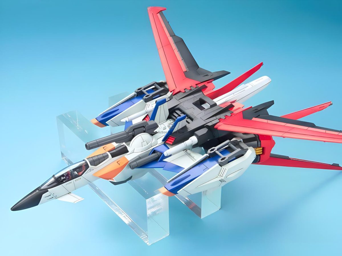 PG 1/60 Skygrasper Aile Striker Gundam (Perfect Grade Model Kit)