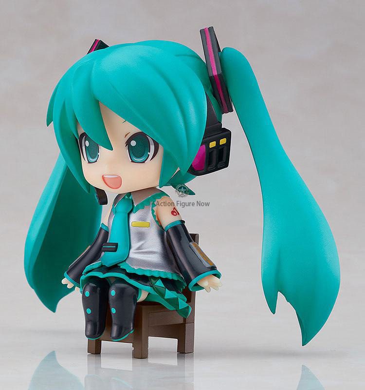 Hatsune Miku Nendoroid Figurine - Swacchao Version Hatsune Miku Nendoroid Figurine - Swacchao Version