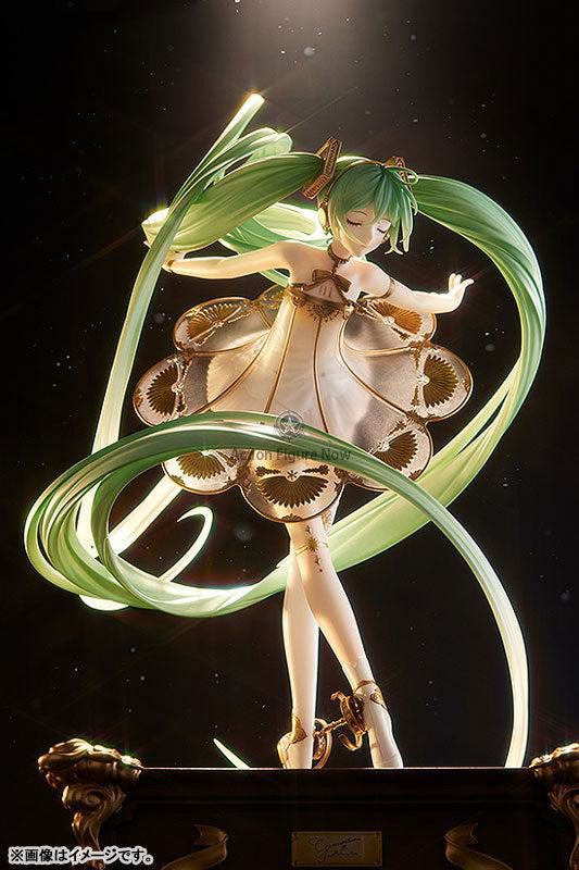 1/1 Scale Vocaloid Hatsune Miku Symphony Ver.: 5th Anniversary Edition 1/1 Scale Vocaloid Hatsune Miku Symphony Ver.: 5th Anniversary Edition