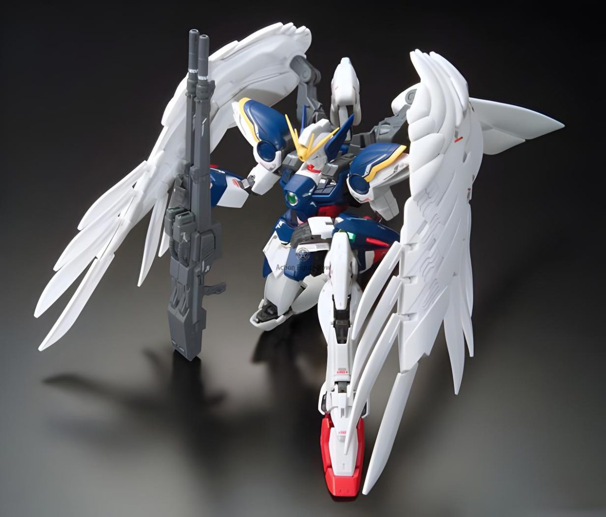 RG 1/144 Wing Gundam Zero (EW) Model Kit