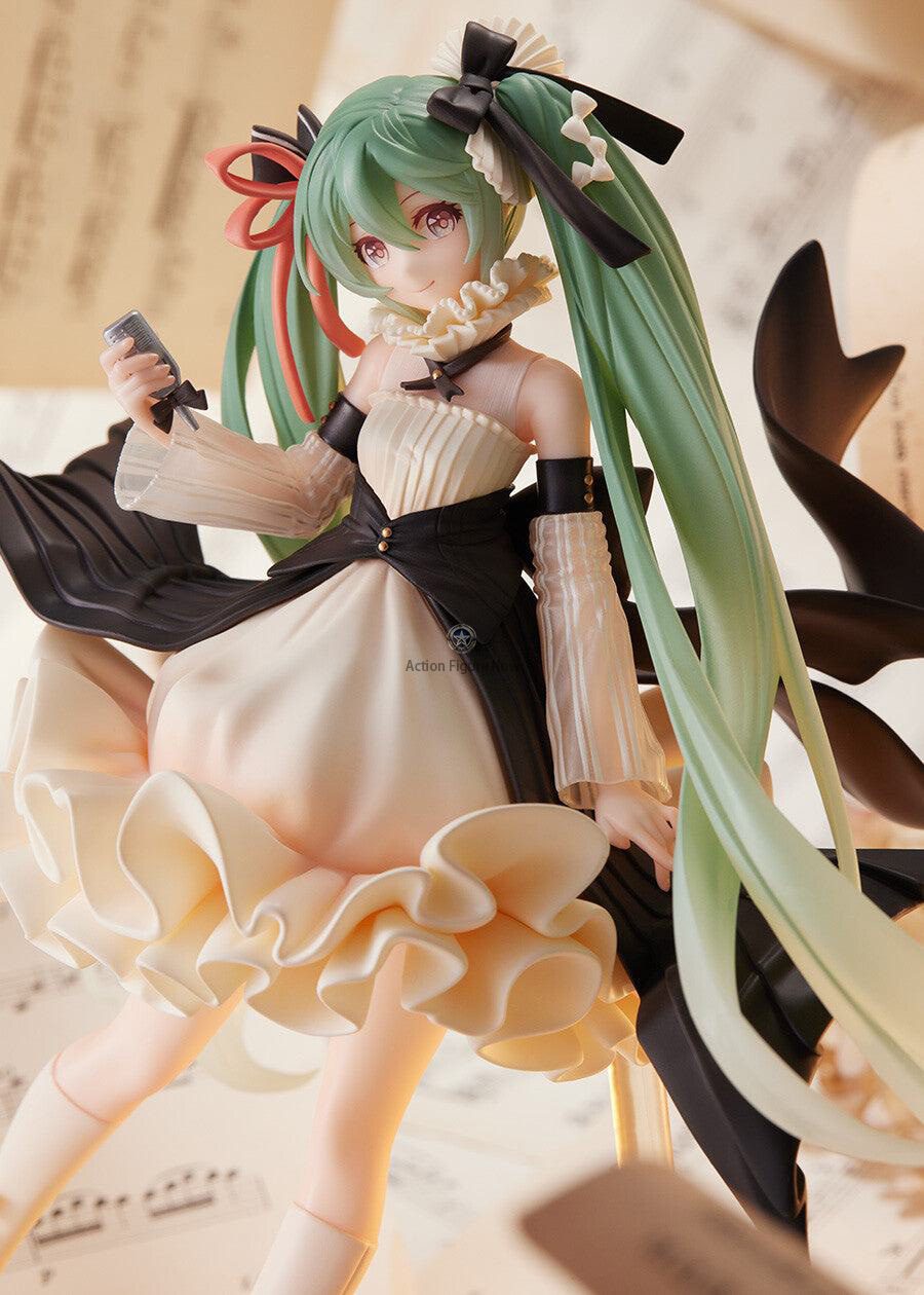 Hatsune Miku: Latidos 2022 Anniversary Version (Artist MasterPiece) by Piapro Characters (Taito)