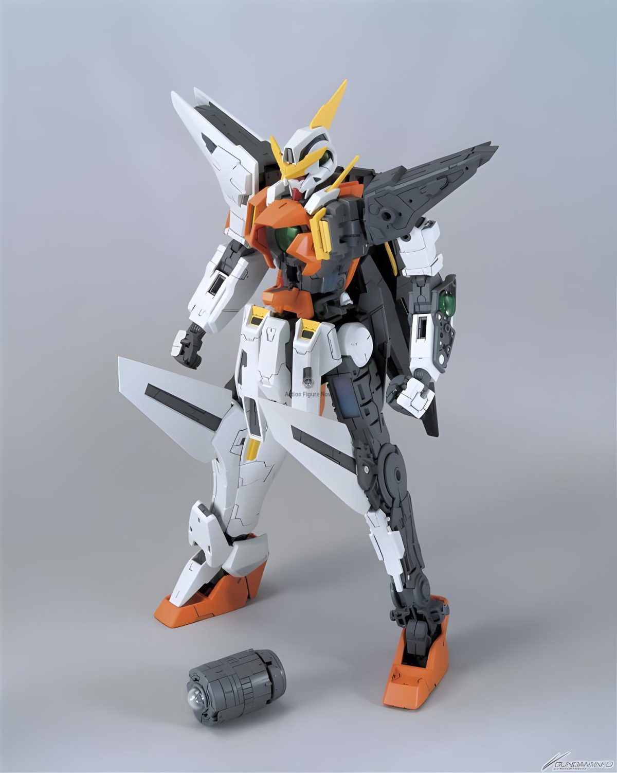MG 1/100 GN-003 Gundam Kyrios Master Grade Model Kit
