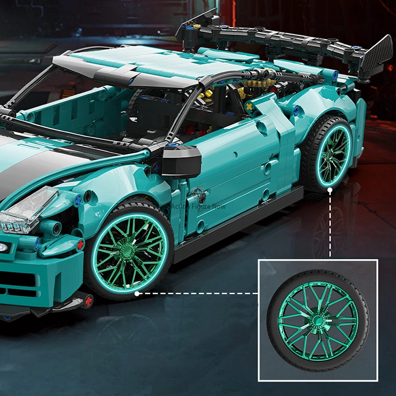 1189pcs Remote Controlled R35 Nissan GT-R 1189pcs Remote Controlled R35 Nissan GT-R