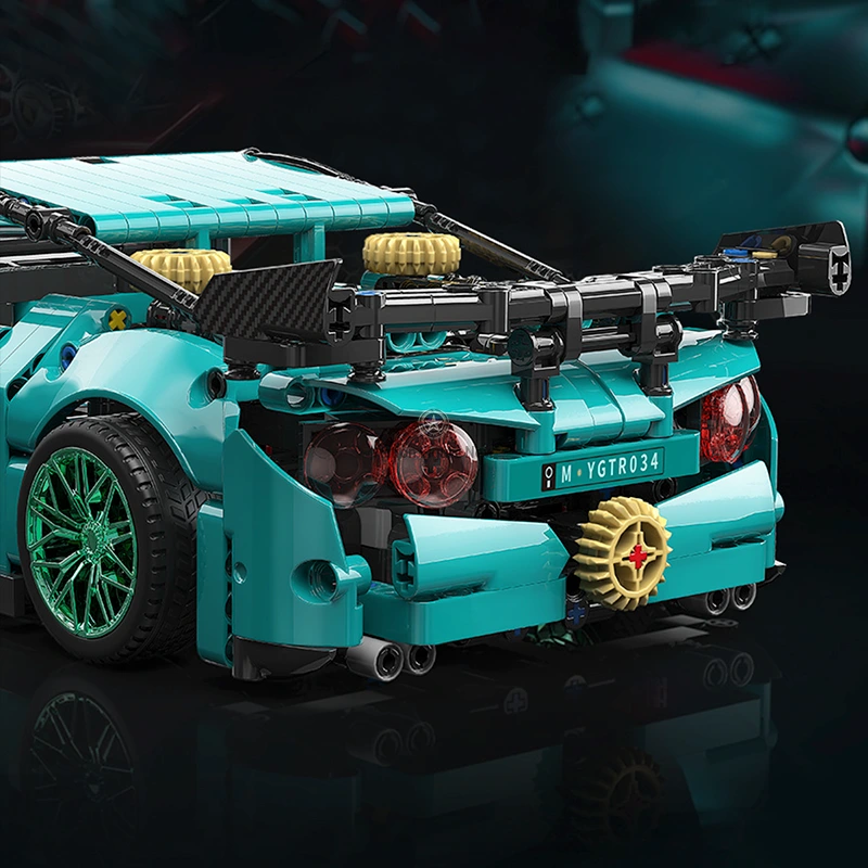 1189pcs Remote Controlled R35 Nissan GT-R 1189pcs Remote Controlled R35 Nissan GT-R