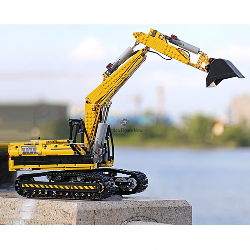 1829Pcs RC Excavator 1829Pcs RC Excavator
