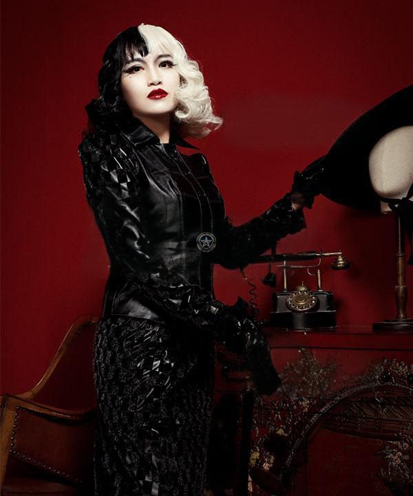Cruella de Vil Costume - Disney Movie Cosplay Outfit Cruella de Vil Costume - Disney Movie Cosplay Outfit
