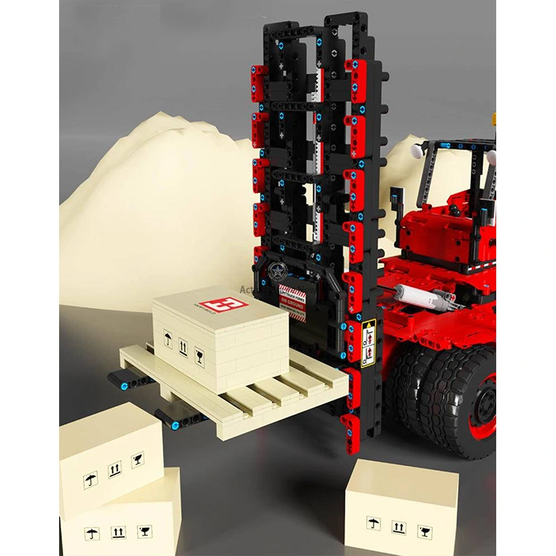 Heavy-Duty Remote-Controlled Forklift (2015+ Pieces) Heavy-Duty Remote-Controlled Forklift (2015+ Pieces)