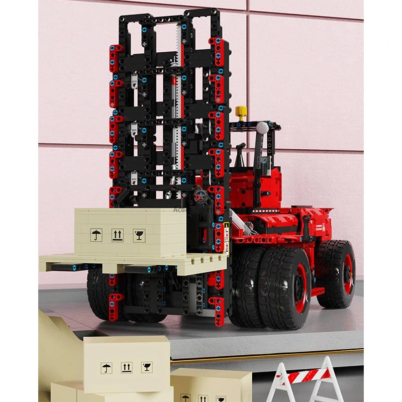 Heavy-Duty Remote-Controlled Forklift (2015+ Pieces) Heavy-Duty Remote-Controlled Forklift (2015+ Pieces)