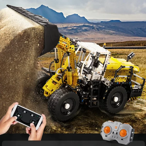 Heavy-Duty 1802-Piece Remote-Controlled Construction Loader