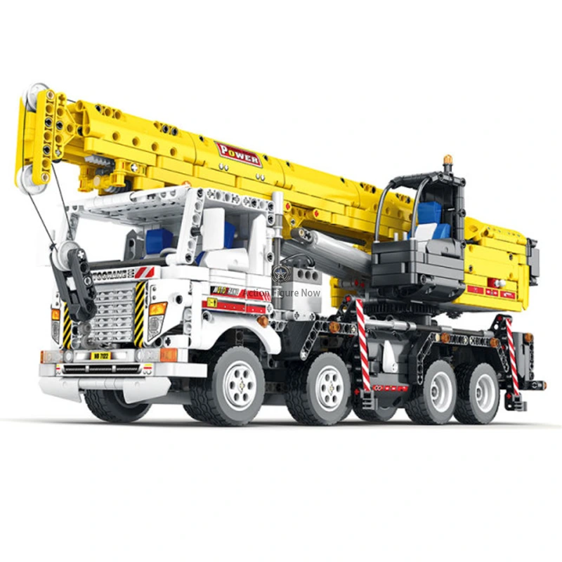 2205-Piece Remote Control Crane Truck 2205-Piece Remote Control Crane Truck