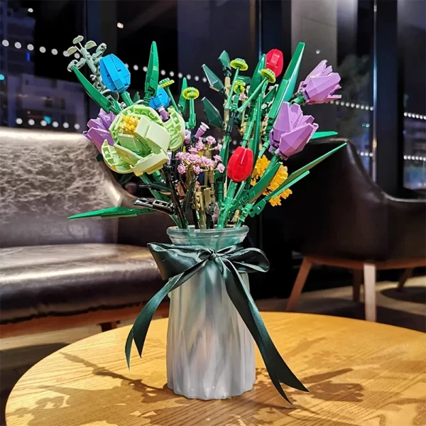 999-Piece Flower Bouquet