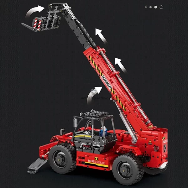 Full Featured 2259-Piece Remote Controlled Telehandler