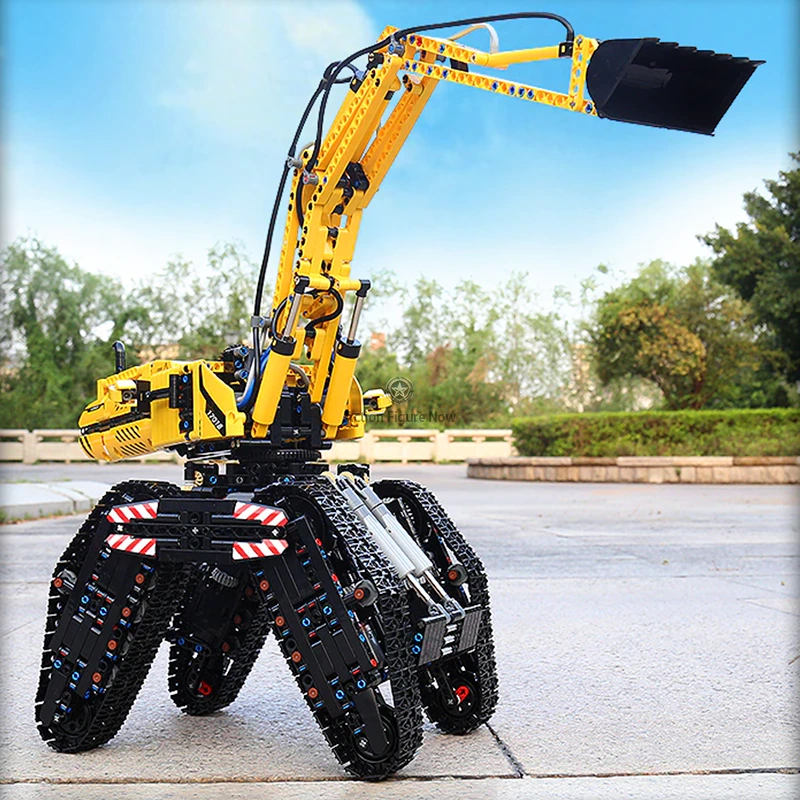 Remote Control Transforming Excavator 2236 Pieces Remote Control Transforming Excavator 2236 Pieces