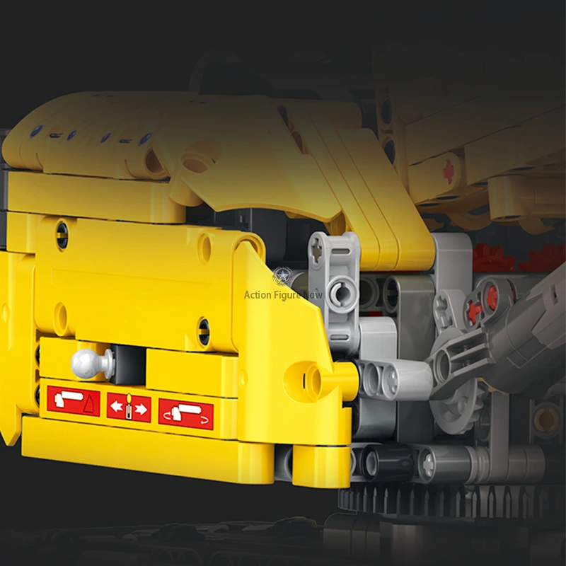 2205-Piece Remote Control Crane Truck 2205-Piece Remote Control Crane Truck