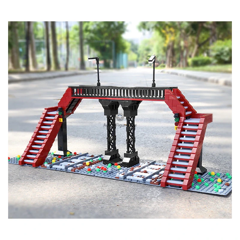 New Railway Crossing: 654-Piece Building Blocks Set New Railway Crossing: 654-Piece Building Blocks Set
