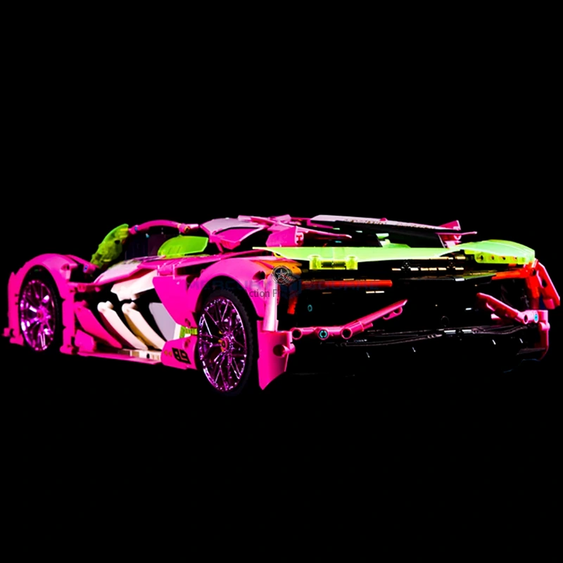 Lamborghini Remote Controlled Hypercar (3357 Pieces) Lamborghini Remote Controlled Hypercar (3357 Pieces)