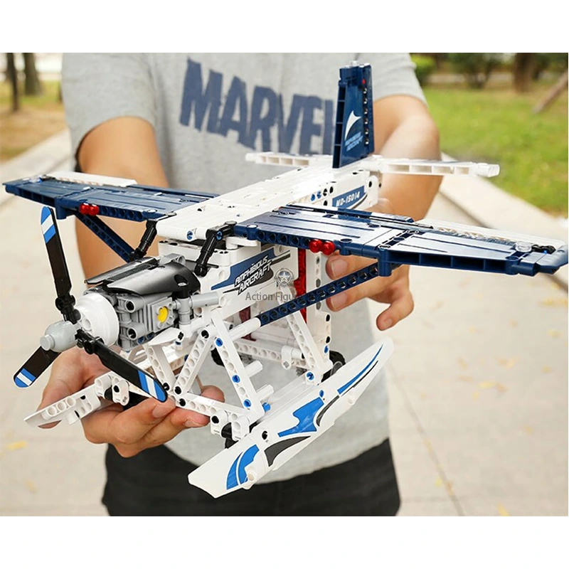 RC Amphibious Plane Building Blocks (556 Pieces) RC Amphibious Plane Building Blocks (556 Pieces)