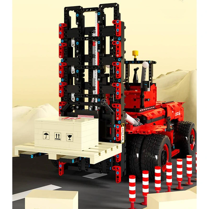 Heavy-Duty Remote-Controlled Forklift (2015+ Pieces) Heavy-Duty Remote-Controlled Forklift (2015+ Pieces)