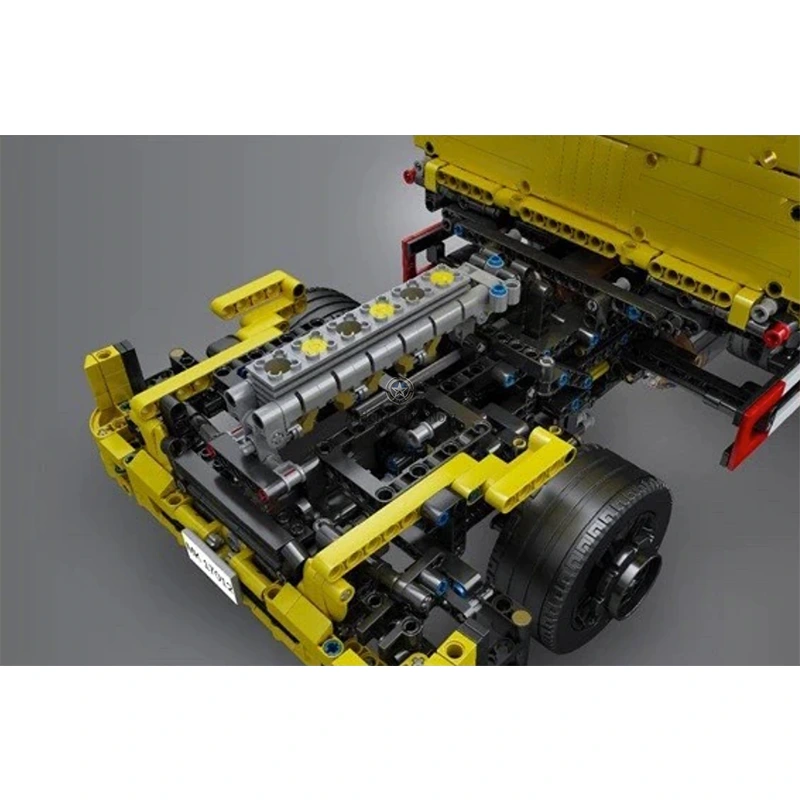 3-Way Remote Control Dump Truck with 3,205 Pieces 3-Way Remote Control Dump Truck with 3,205 Pieces