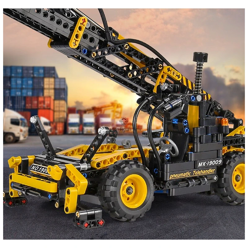 Pneumatic Forklift Building Blocks Set (802 Pieces) Pneumatic Forklift Building Blocks Set (802 Pieces)