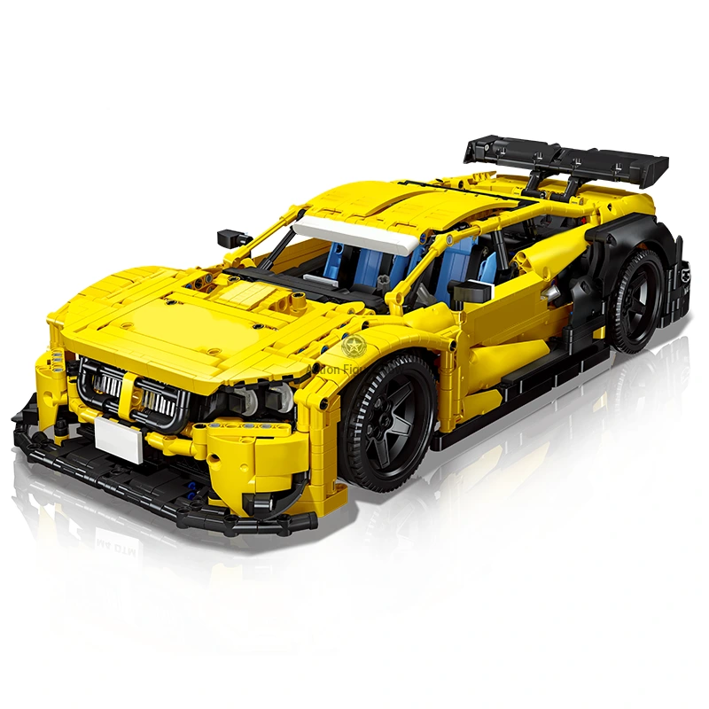 1:18 Scale Green Bull DTM Race Car 2675pcs