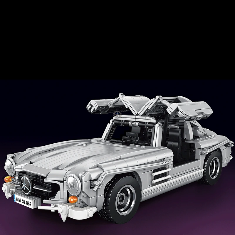 Exclusive Classic Gullwing Model (1452 Pieces) Exclusive Classic Gullwing Model (1452 Pieces)