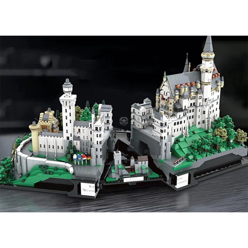Neuschwanstein Castle 7437-Piece Premium Construction Block Model Neuschwanstein Castle 7437-Piece Premium Construction Block Model
