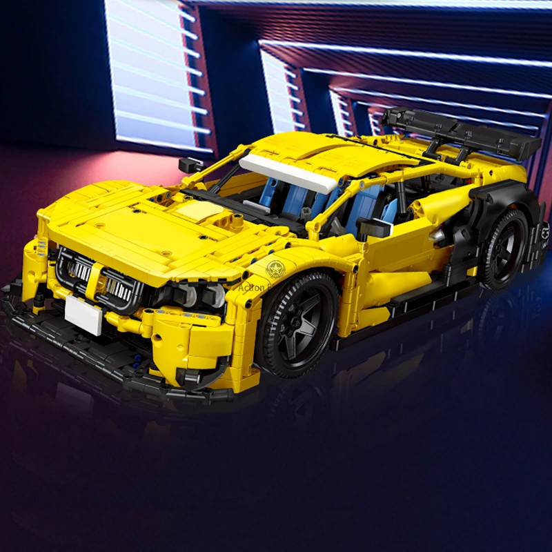 1:18 Scale Green Bull DTM Race Car 2675pcs 1:18 Scale Green Bull DTM Race Car 2675pcs