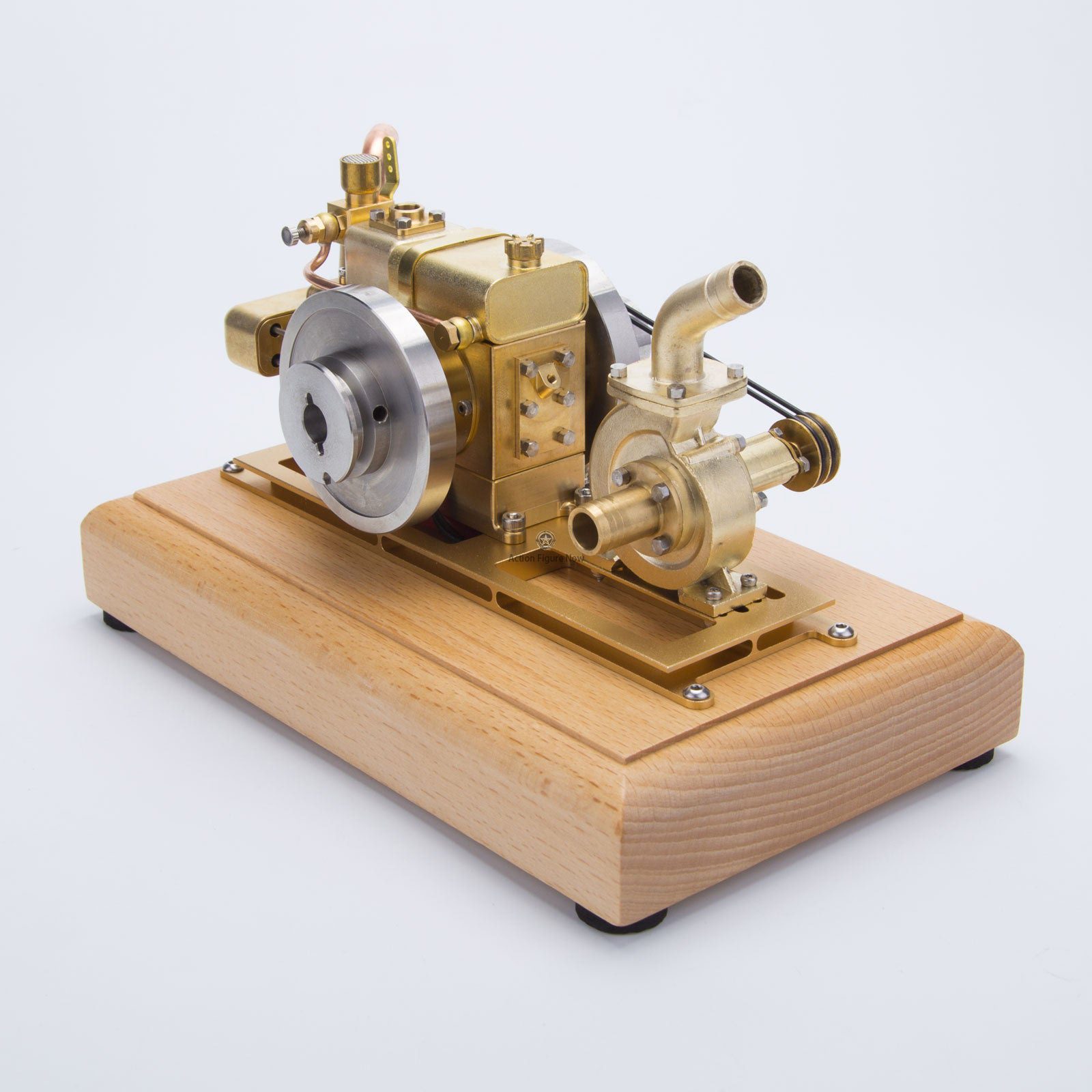 1.6cc Mini Retro Gas Engine: Water-Cooled, 4-Stroke Model for Display ...