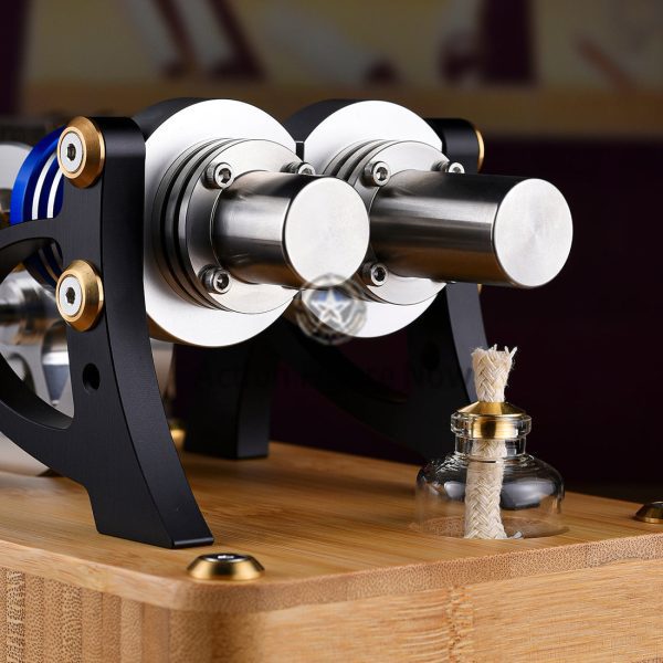 Double-Piston Hot Air Stirling Engine Model with Double-Cylinder
