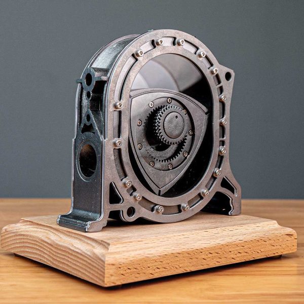 4-Stroke Wankel Rotary Engine Model for Education and Display