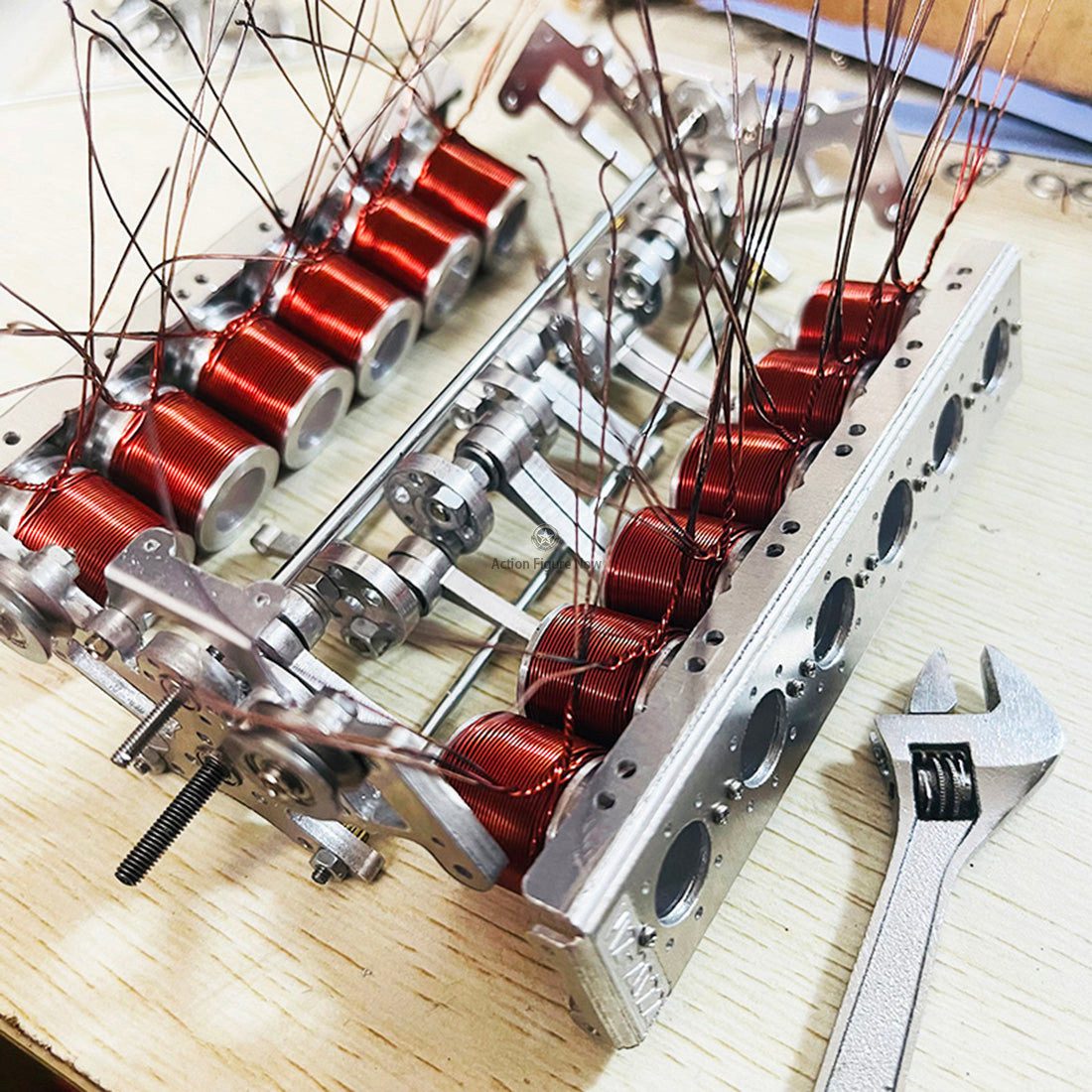 1/10 Scale RC Brushless Metal V12 Engine Model for Cars and Ships 1/10 Scale RC Brushless Metal V12 Engine Model for Cars and Ships