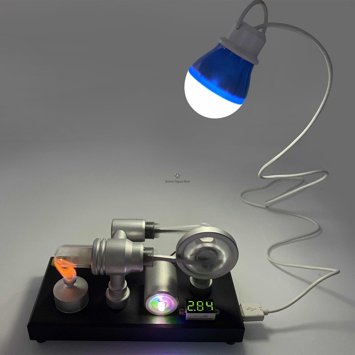 Gamma-Type Hot-Air Stirling Engine Model with LED Lights, Voltage Display, and Digital Features