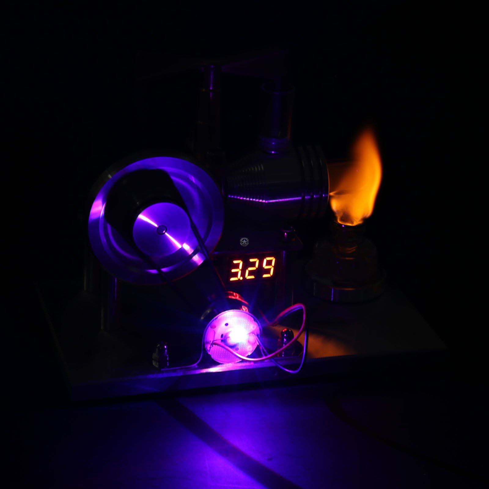 Custom Stirling Engine Generator Model with Voltage Digital Display and LED Bulb Custom Stirling Engine Generator Model with Voltage Digital Display and LED Bulb