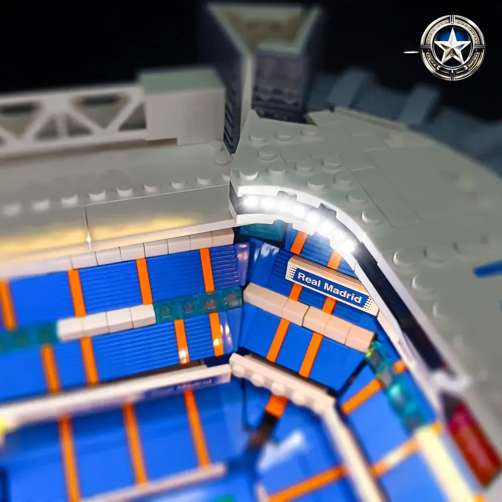 Real Madrid Santiago Bernabeu Stadium Light Kit Model 10299 Deluxe Edition Real Madrid Santiago Bernabeu Stadium Light Kit Model 10299 Deluxe Edition