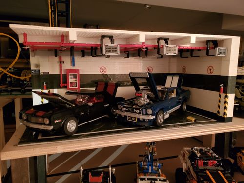 1:8 Ratio Scale Car Park Superset (2,436 Pieces) photo review
